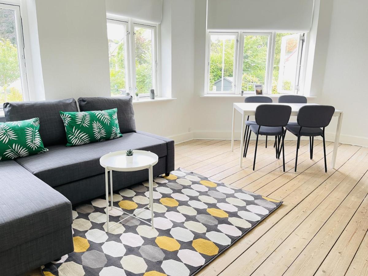 Aday - City Central Mansion - 1 Bedroom Apartment With Garden オールボー エクステリア 写真